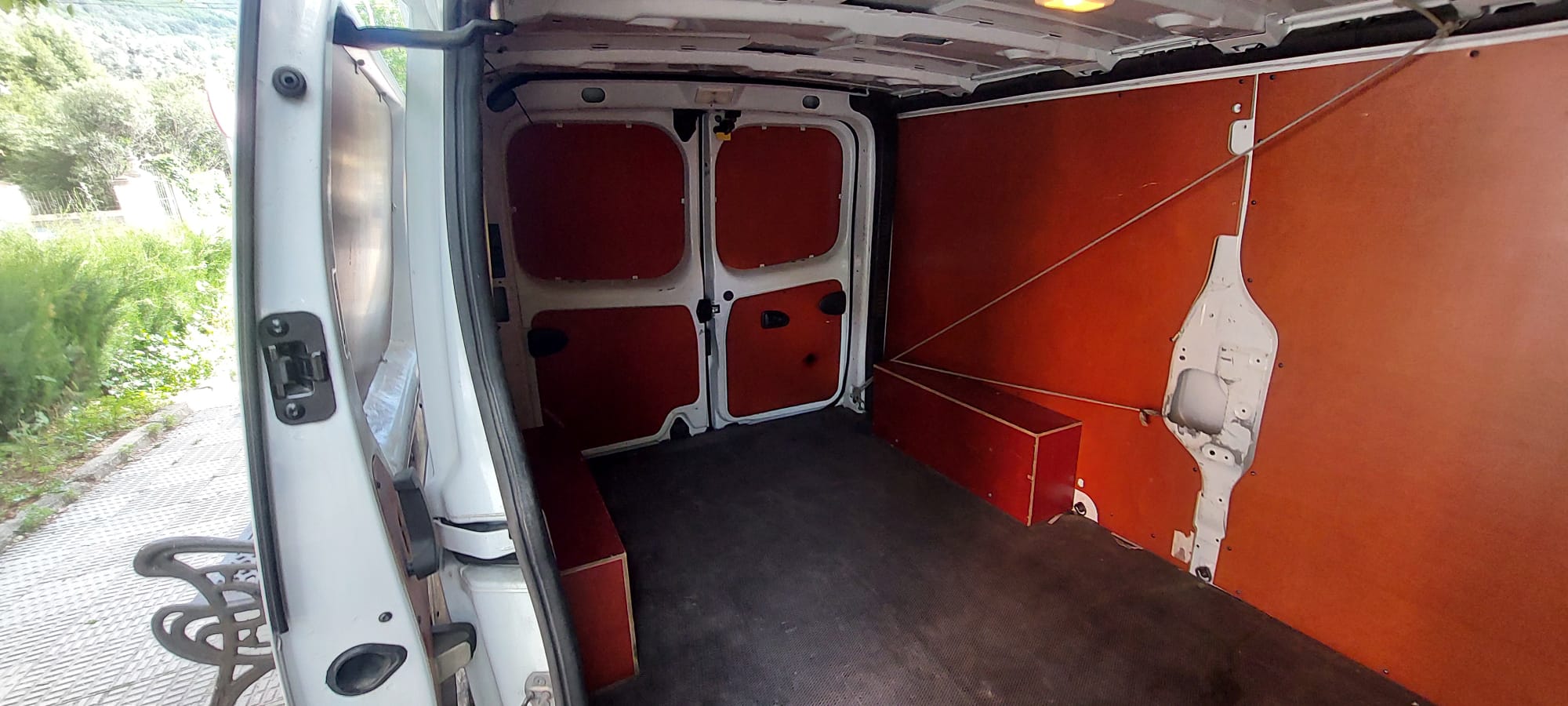 Renault Trafic 2.0 130CV foto 9